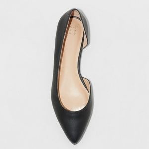 Pointed toe ballet flats